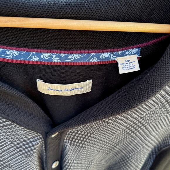 Tommy Bahama Silk Cardigan sweater gray black Size Small - Picture 4 of 6